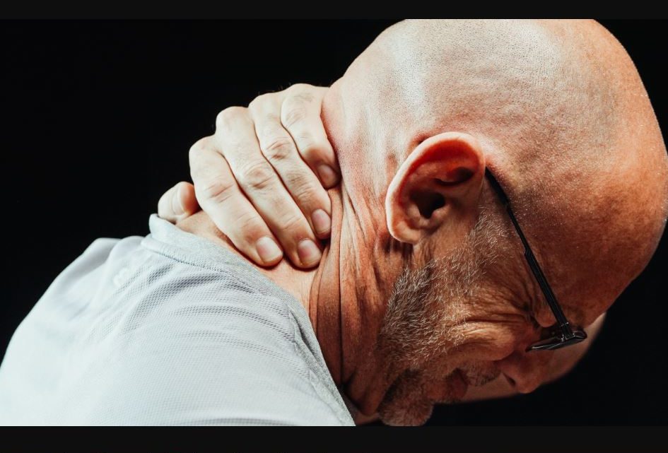Quels sont les premiers symptômes de la maladie de Parkinson ?