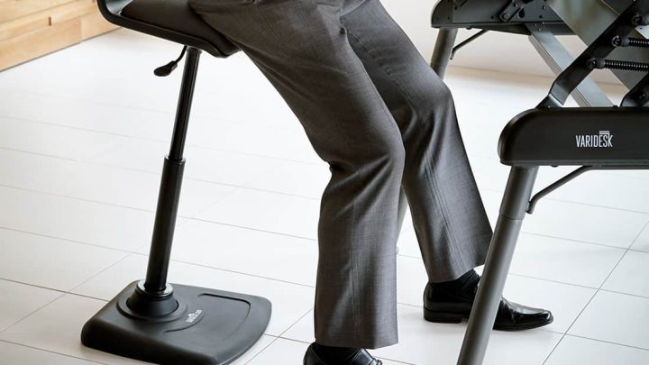 Les chaises de bureau repose-genoux